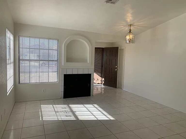 7300 Lattimore Dr — Photo 3
