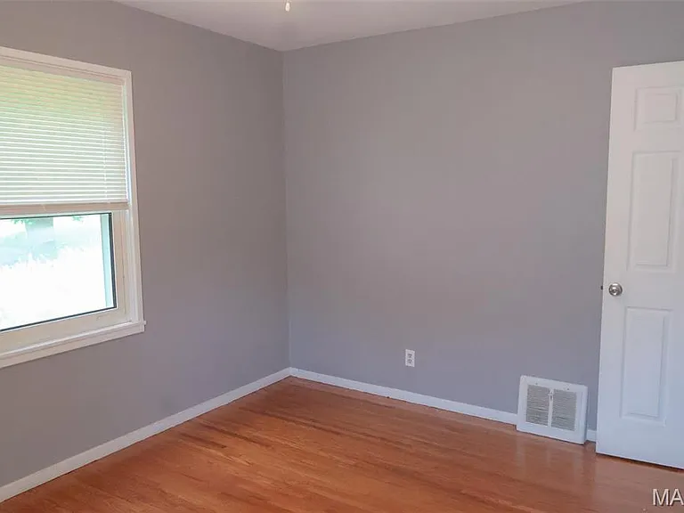 417 Crawford Rd — Photo 6