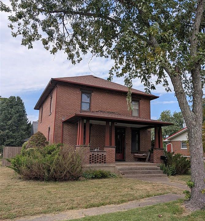 1st image of 511 S 3rd St