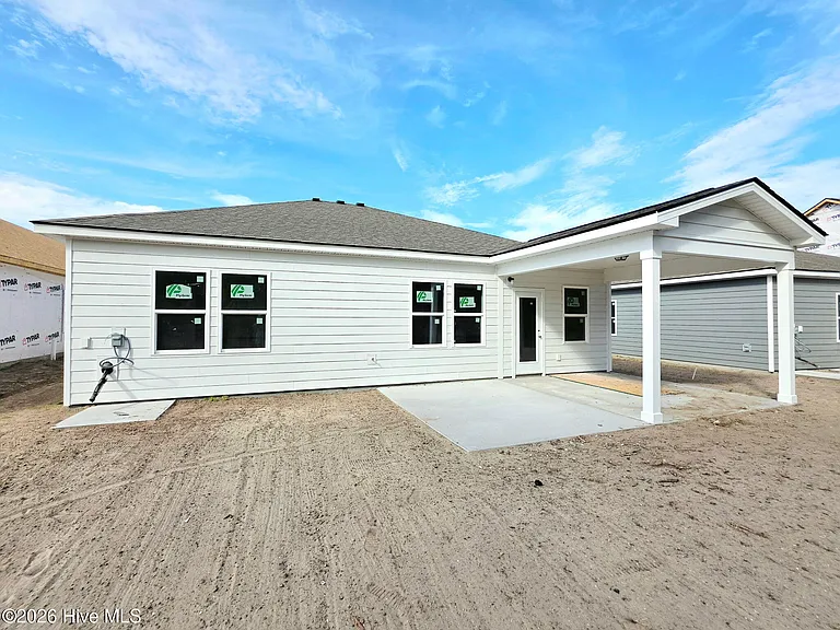 1082 River Marsh Path SE — Photo 2