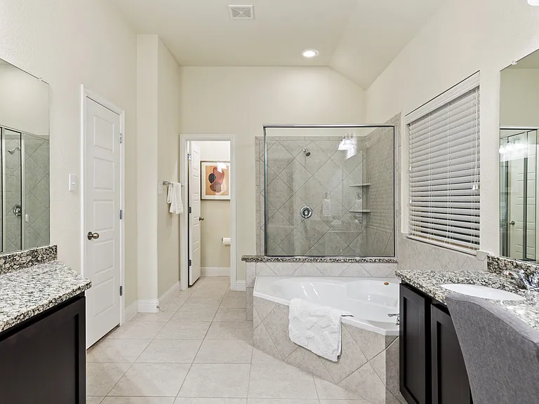 5509 Bottiglia Way — Photo 16