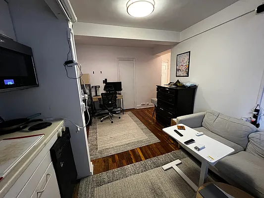 Rented by Compass | media 17