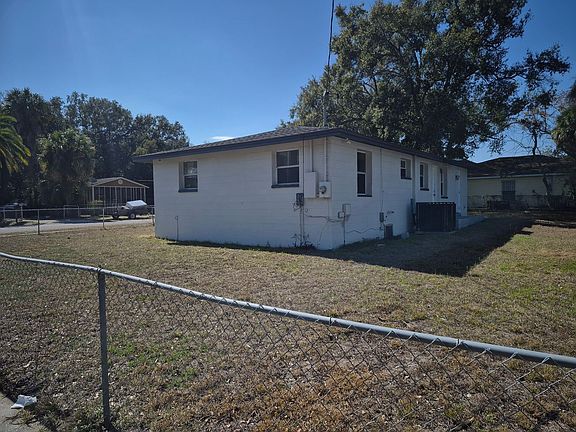 3rd image of 3312 E Ellicott St
