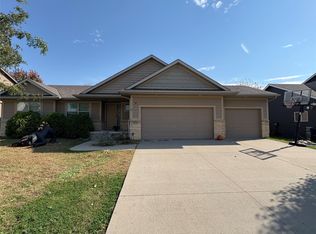 2015 SE Greentree Dr, Waukee, IA 50263