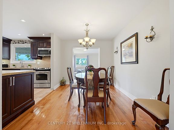 5th image of 46 Dunblaine Cres