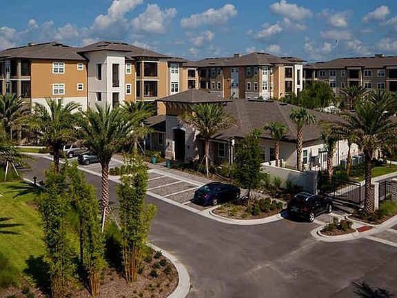 2nd image of 2098 Town Center Blvd #3