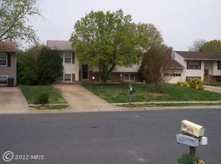 10532 Beechwood Dr, Waldorf, MD