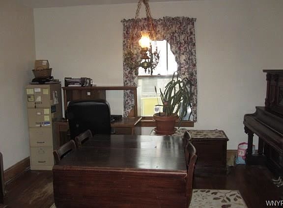5th image of 2474 South Ave