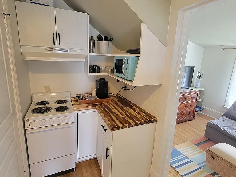 902 S Main St #B — Photo 13