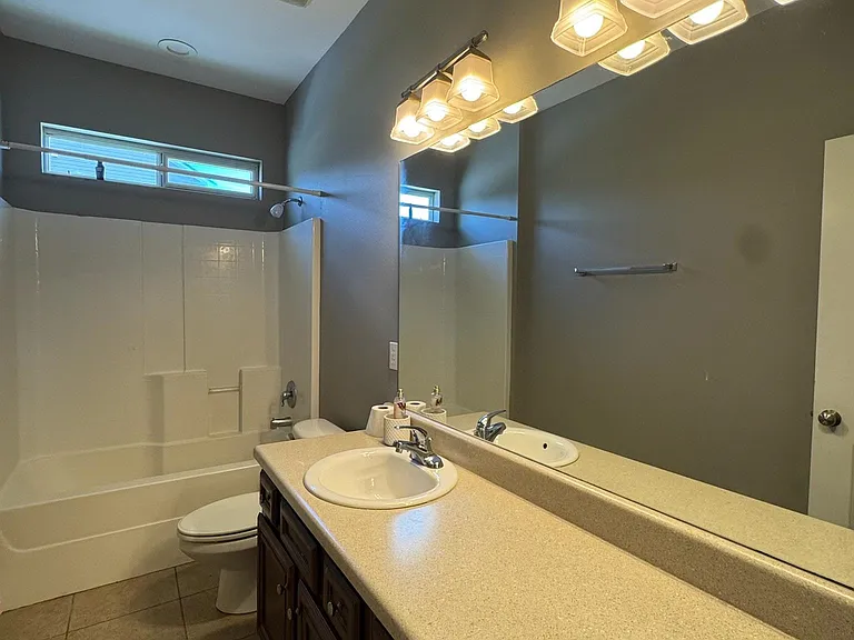 6207 Jordans Pass Dr — Photo 14