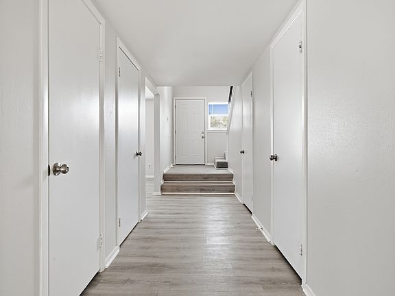 3rd image of 1261 Clydesdale Ln #1
