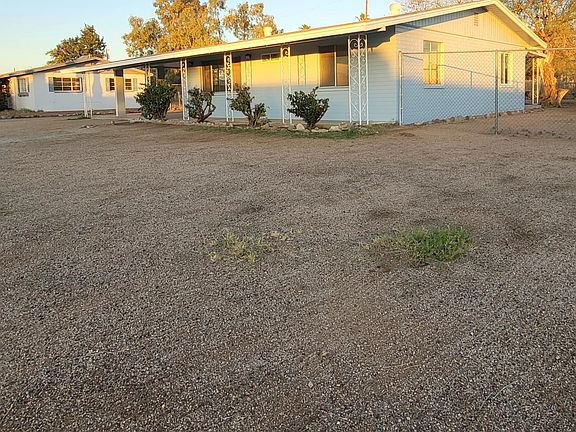 3rd image of 219 S SAGUARO Drive