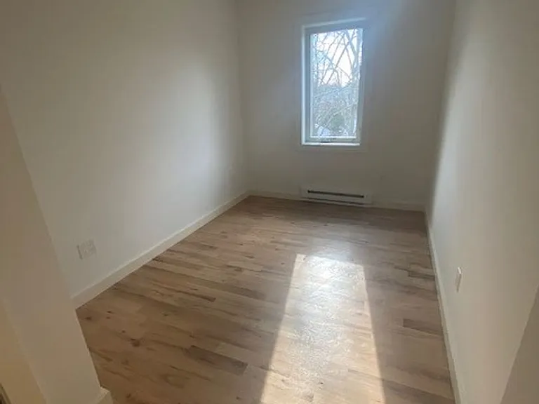 25 Springside Ave — Photo 5