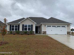 706 Regiment Rd, Jacksonville, NC 28546