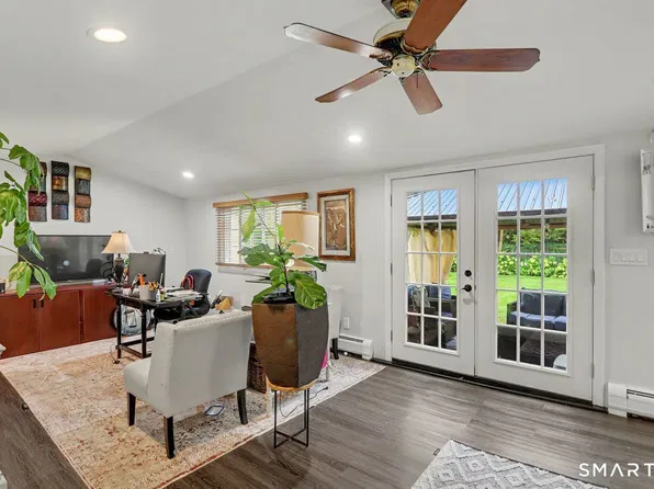 161 Delaware Drive, Stratford, CT 06614
