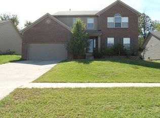 922 Woodland Ridge Cir, La Grange, KY 40031