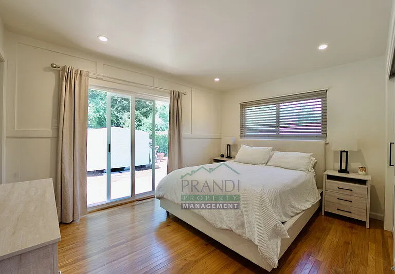 2061 Carolyn Way — Photo 10