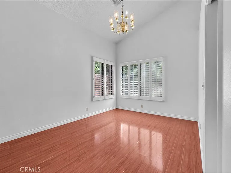 11413 Lower Azusa Rd — Photo 5