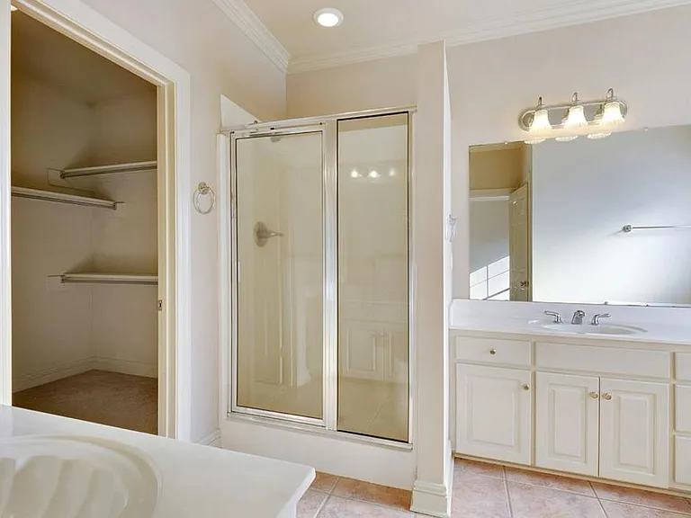 10538 Springpark Ave — Photo 7