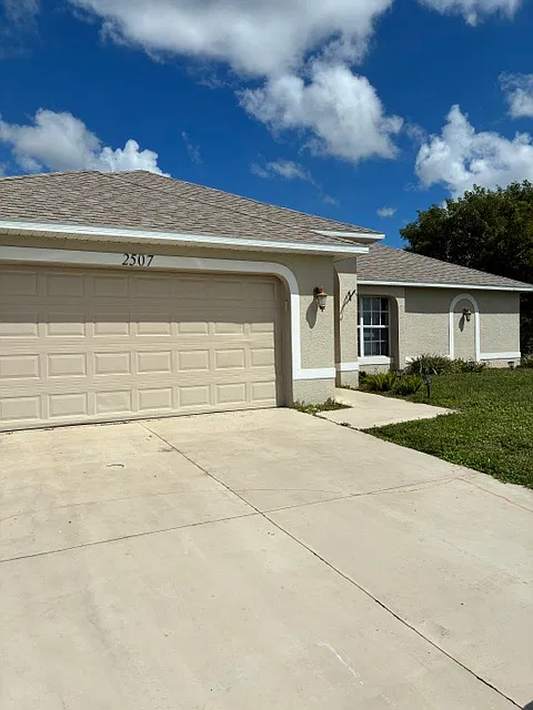 4 bed, 1735 sqft, $1,900 — Photo 2