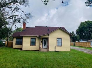 2628 Cedar Dr, La Marque, TX 77568