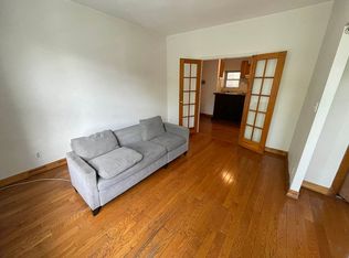 35-05 Ditmars Blvd #1, Astoria, NY 11105