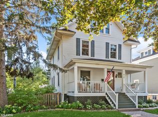 914 13th St, Wilmette, IL 60091