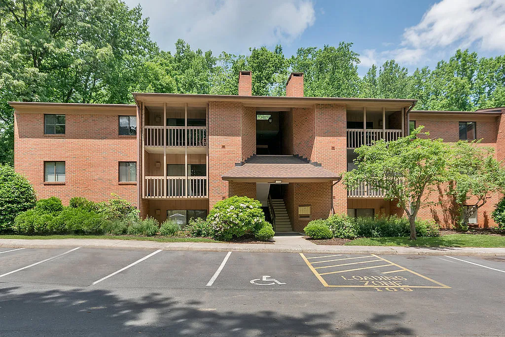 112 Turtle Creek #12 **This one is a steal — Photo 1