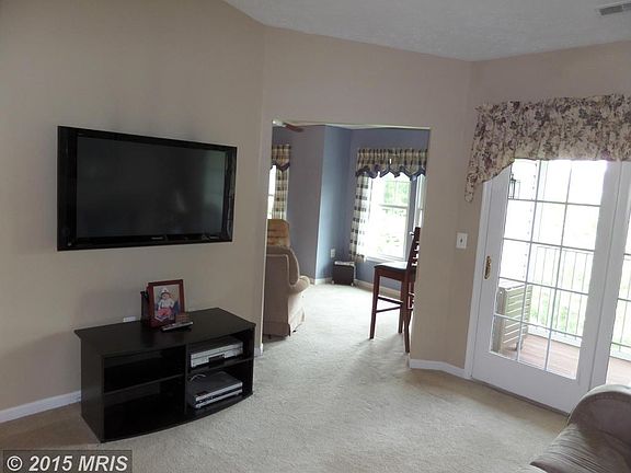 3rd image of 305 Willrich Cir Unit L