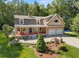 16 Hampshire Drive, Gilford, NH 03249