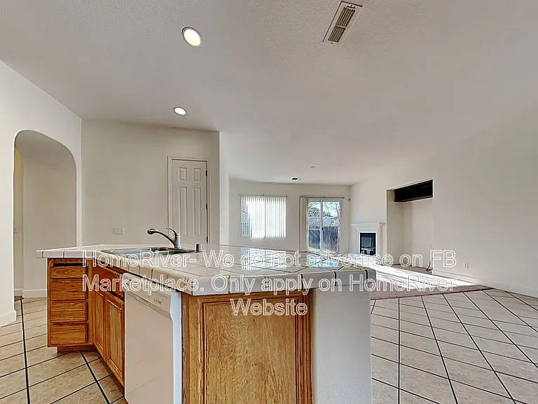 5809 Bridgecross Dr — Photo 3