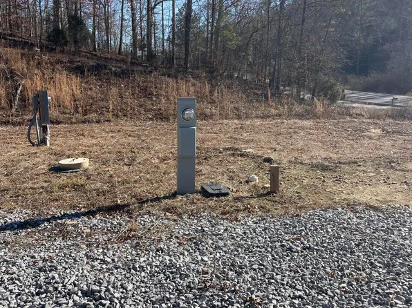 104 Bill Hamby Rd, Lancing, TN 37770