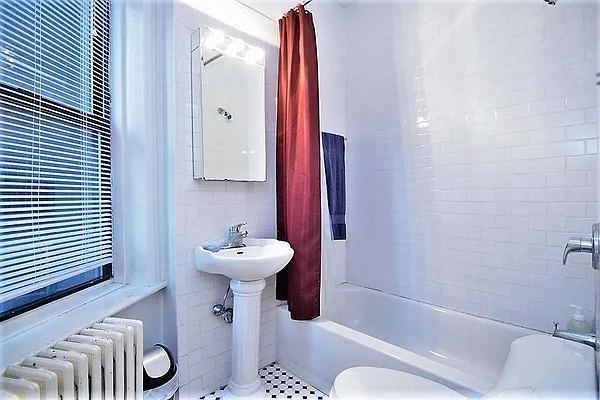 Rented by Keller Williams NYC | media 7