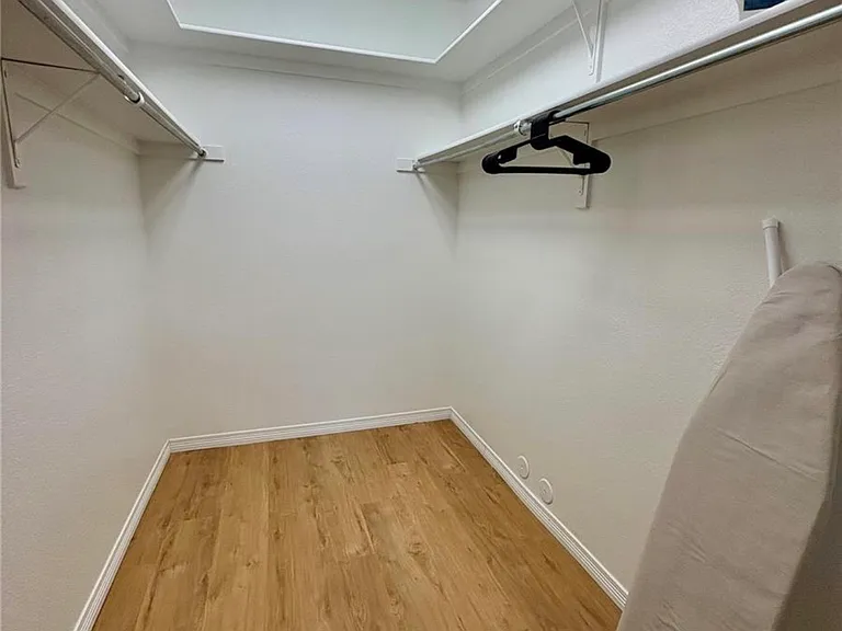7222 S Blackhawk St #105 — Photo 7