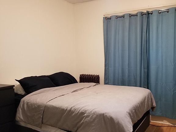 5th image of 2437 Emerson Ave S APT 2