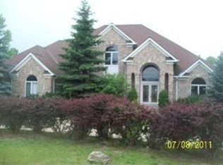 2494 Som Center Rd, Pepper Pike, OH 44124