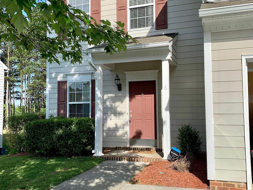 1st image of 6 Gwendolyn Cir