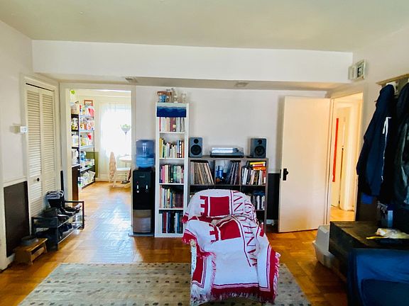 5th image of 2607 Park Ave APT 3