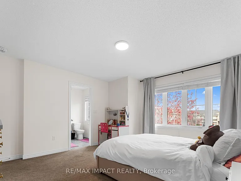 5084 Alyssa Dr — Photo 24