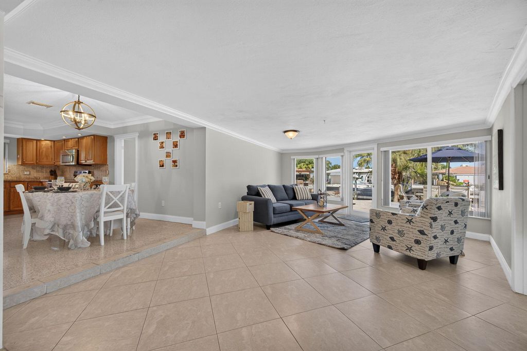 430 SE 6TH Terrace, photo 8