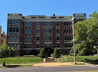 4540 Lindell Blvd APT 103, Saint Louis, MO 63108