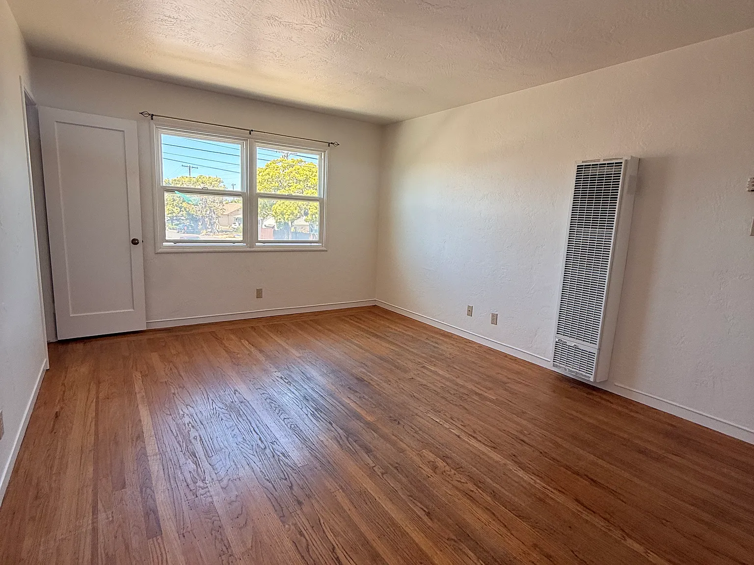 1 bed, 850 sqft, $1,795 — Photo 4