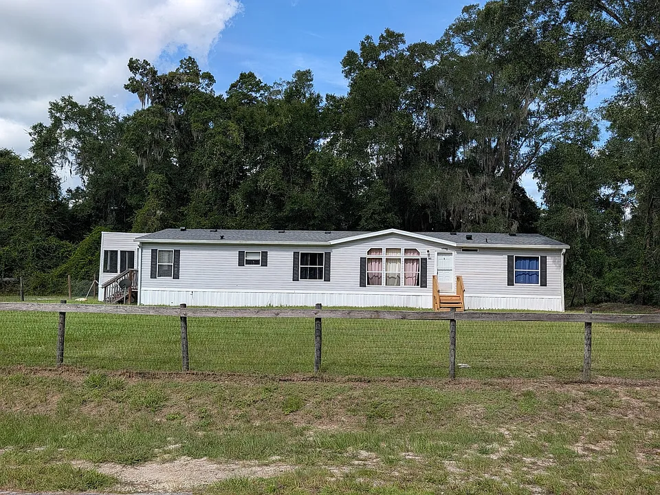 1726 NW 119th Ct