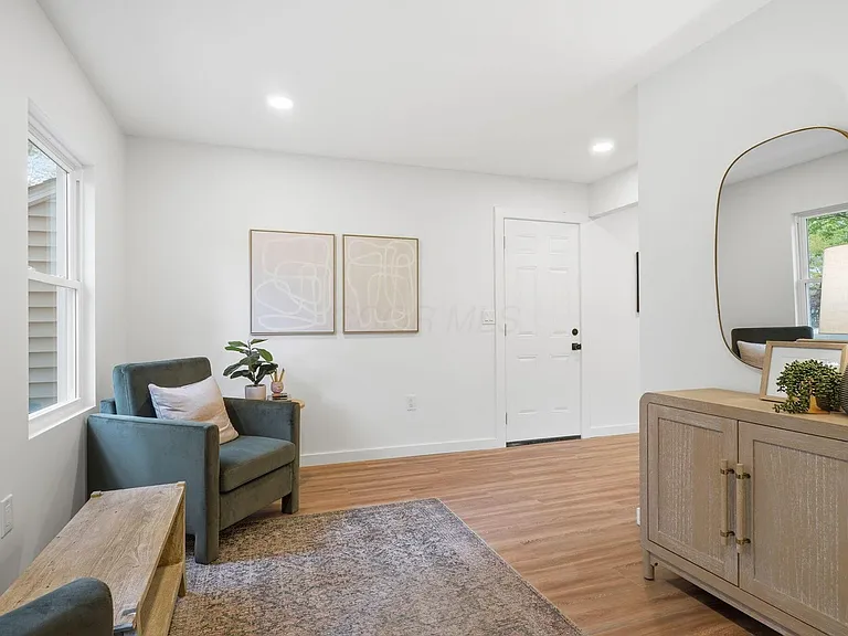 322 Arden Rd — Photo 3