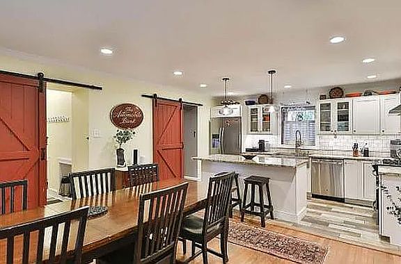 5th image of 50 W Mermaid Ln