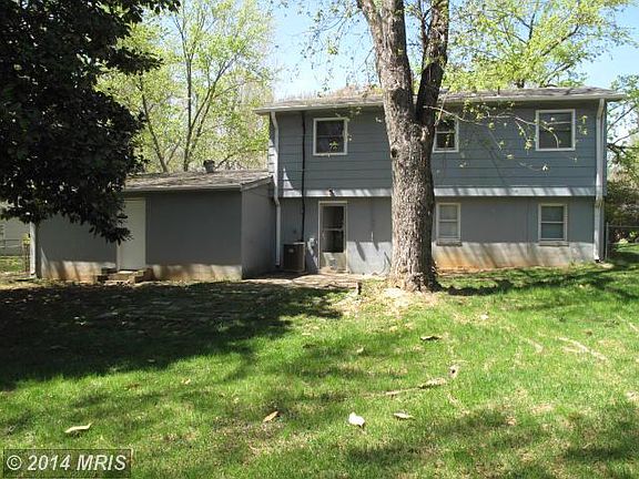 2nd image of 3809 Fortuna Ct