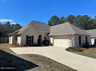 203 Magnolia Place Cv, Brandon, MS 39047