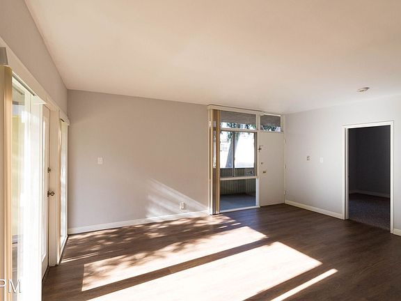 4th image of 2356 Duane St #6