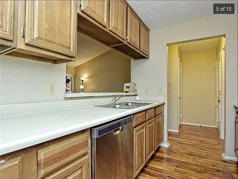 806 W 24th St #331 — Photo 9