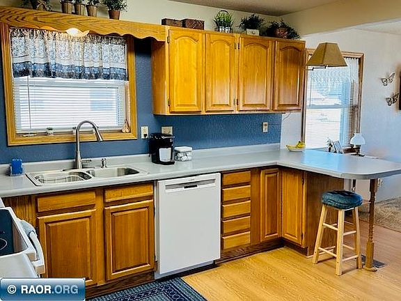 5th image of 5460 Garden Dr N